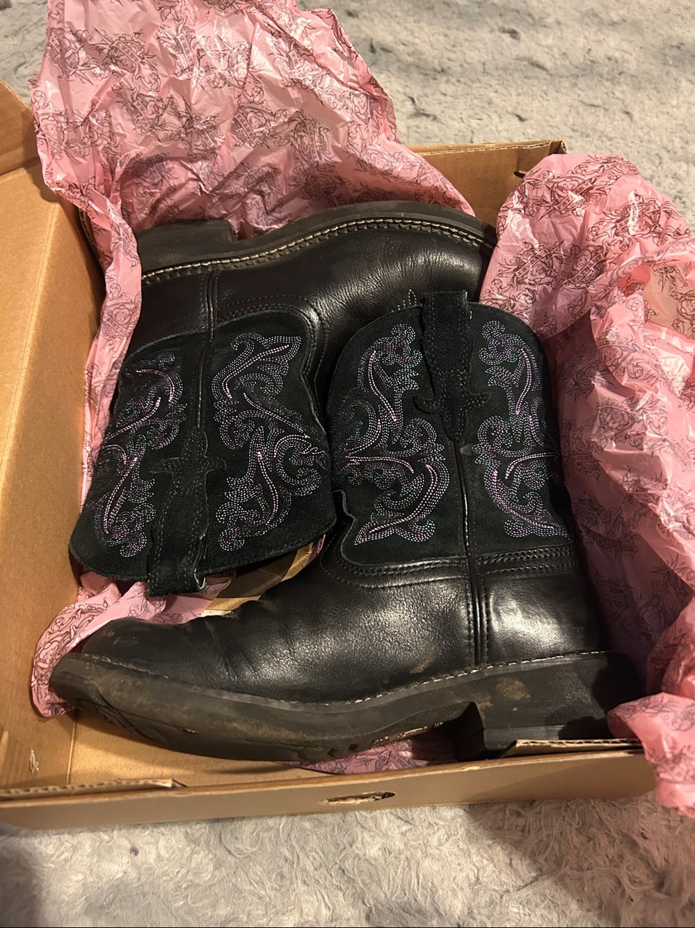 Ariat FatBaby Black Leather Western Boots with Purple Stitching - Picture 6 of 6